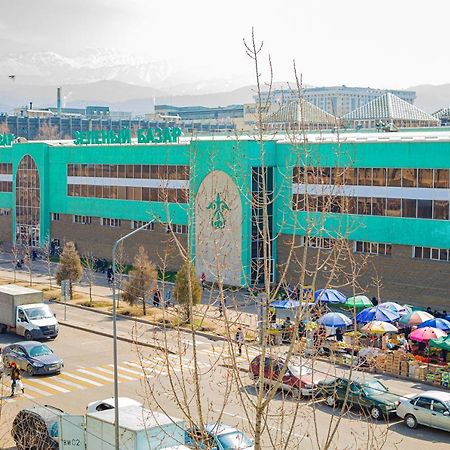 Turkestan Hotel Almati Kültér fotó