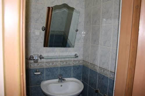 Turkestan Hotel Almati Kültér fotó